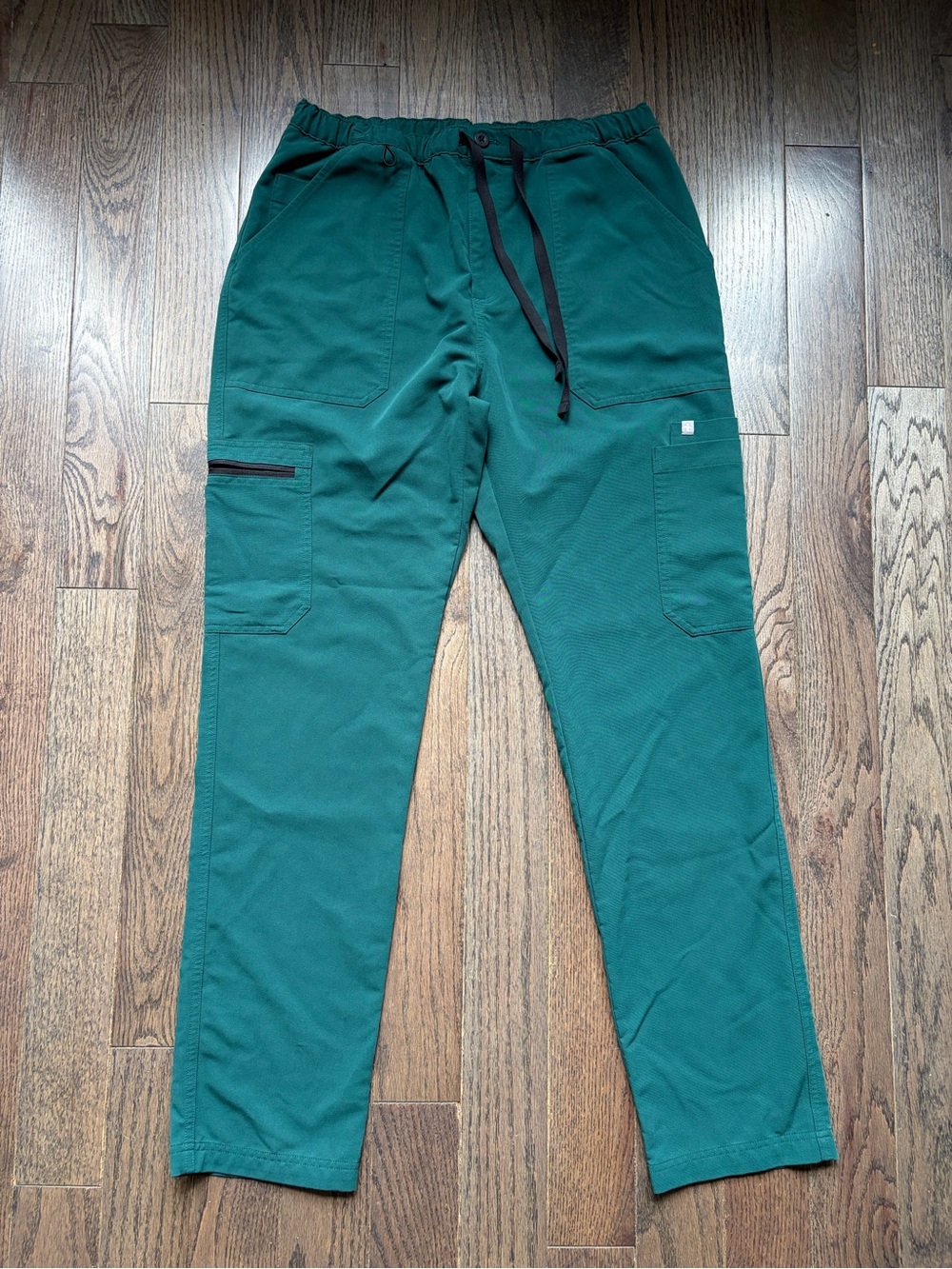FIGS Technical Collection Hunter Green Scrub Pants Women’s Large